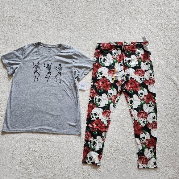 NEW women's Halloween outfit top and leggings with Scull print size L - Picture 1 of 5